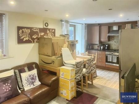 1 bedroom Apartment for sale in Beaconsfield House, Off Bennett Lane, Halifax
