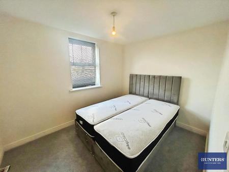 2 bedroom Apartment to let in Queensway, Halifax HX1