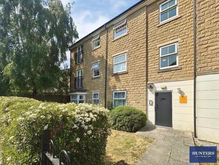 2 bedroom Apartment to let in Queensway, Halifax HX1
