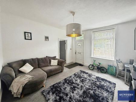 3 bedroom Terraced House to let in Rose Place, Luddendenfoot, Halifax, HX2