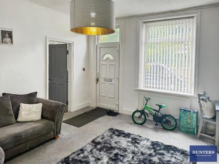 3 bedroom Terraced House to let in Rose Place, Luddendenfoot, Halifax, HX2