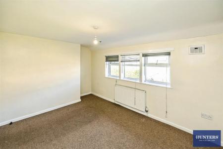 3 bedroom Terraced House for sale in Woodbrook Place Mixenden, Halifax, HX2 8QA