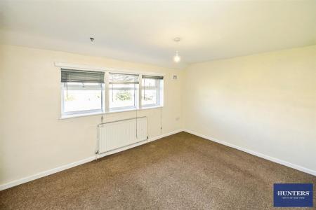 3 bedroom Terraced House for sale in Woodbrook Place Mixenden, Halifax, HX2 8QA
