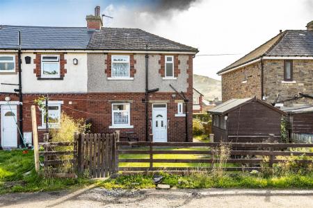 3 bedroom House for sale in Beechwood Drive, Halifax, HX2 9AS