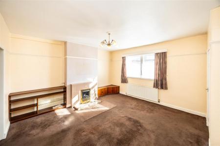 3 bedroom House for sale in Beechwood Drive, Halifax, HX2 9AS