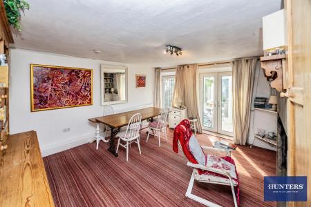 2 bedroom Terraced House for sale in King Cross Road, Halifax, HX1 3LN