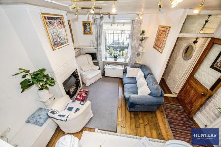 2 bedroom Terraced House for sale in King Cross Road, Halifax, HX1 3LN