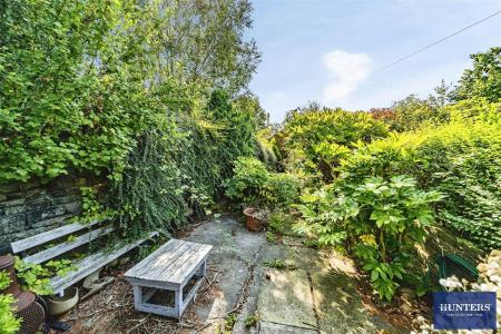 2 bedroom Terraced House for sale in King Cross Road, Halifax, HX1 3LN
