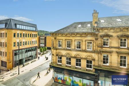 2 bedroom House for sale in Town Hall Street East, Halifax