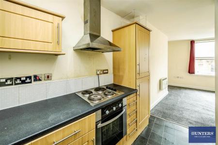 2 bedroom House for sale in Town Hall Street East, Halifax
