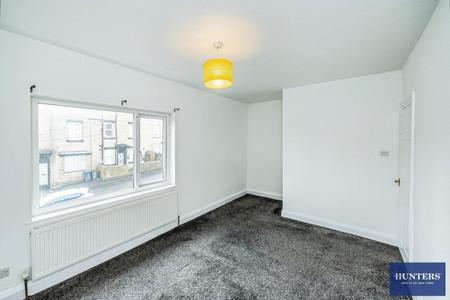 2 bedroom Terraced House to let in Wheatley Lane, Halifax HX3