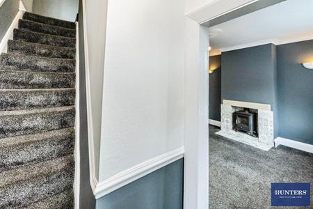 2 bedroom Terraced House to let in Wheatley Lane, Halifax HX3