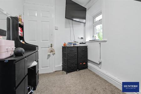 2 bedroom Terraced House for sale in Campbell Street, Queensbury, BD13 1AL