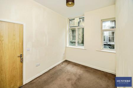 1 bedroom Flat for sale in Apartment, Crown Court Chambers 8-12, Crown Street, Halifax, HX1 1TW