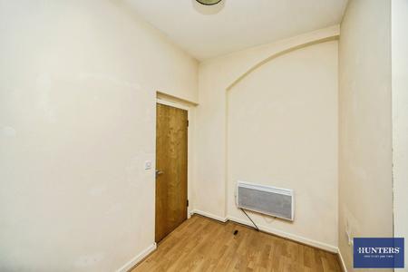 1 bedroom Flat for sale in Apartment, Crown Court Chambers 8-12, Crown Street, Halifax, HX1 1TW