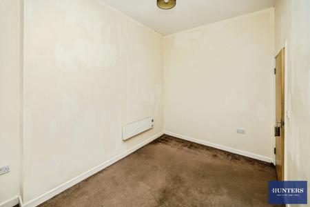1 bedroom Flat for sale in Apartment, Crown Court Chambers 8-12, Crown Street, Halifax, HX1 1TW