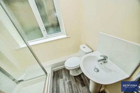 1 bedroom Flat for sale in Apartment, Crown Court Chambers 8-12, Crown Street, Halifax, HX1 1TW