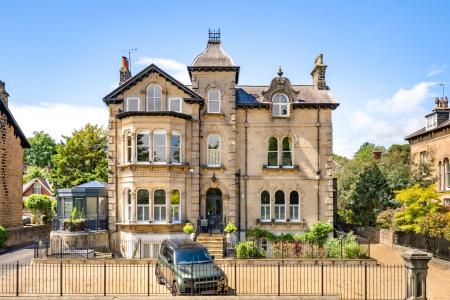 Leeds Road, Harrogate, North Yorkshire, HG2