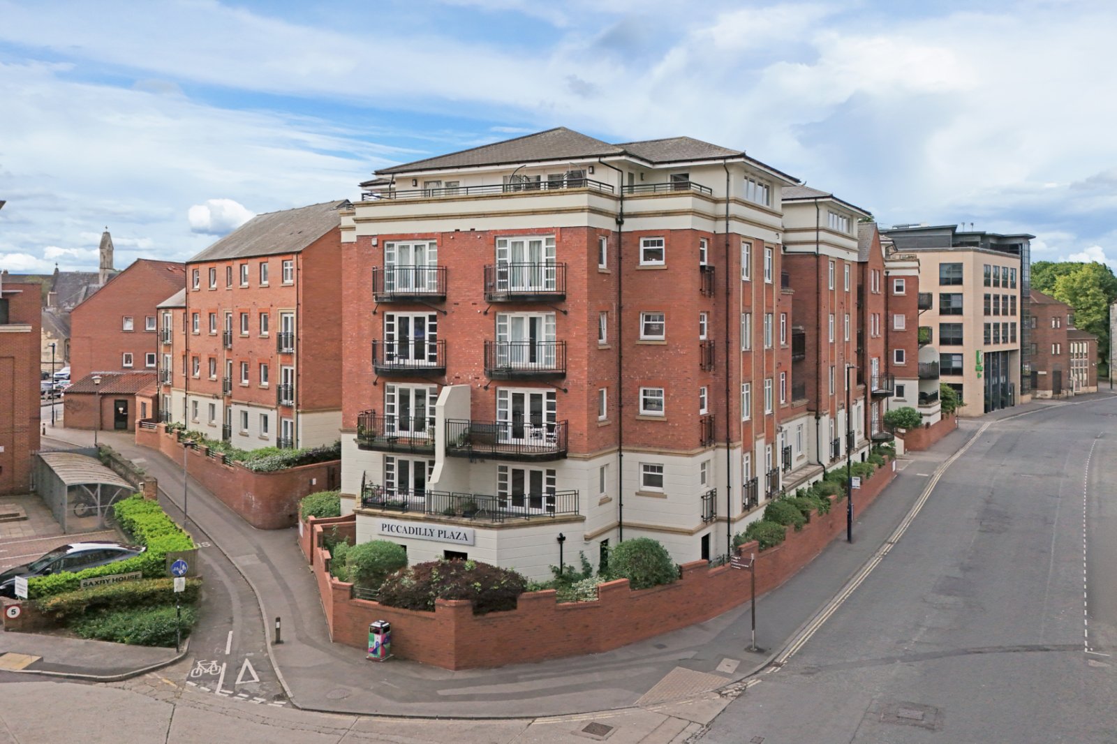 Trafalgar House