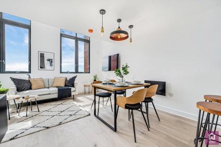 Sky Gardens, 7 Spinners Way, Castlefield, Manchester City Centre, M15