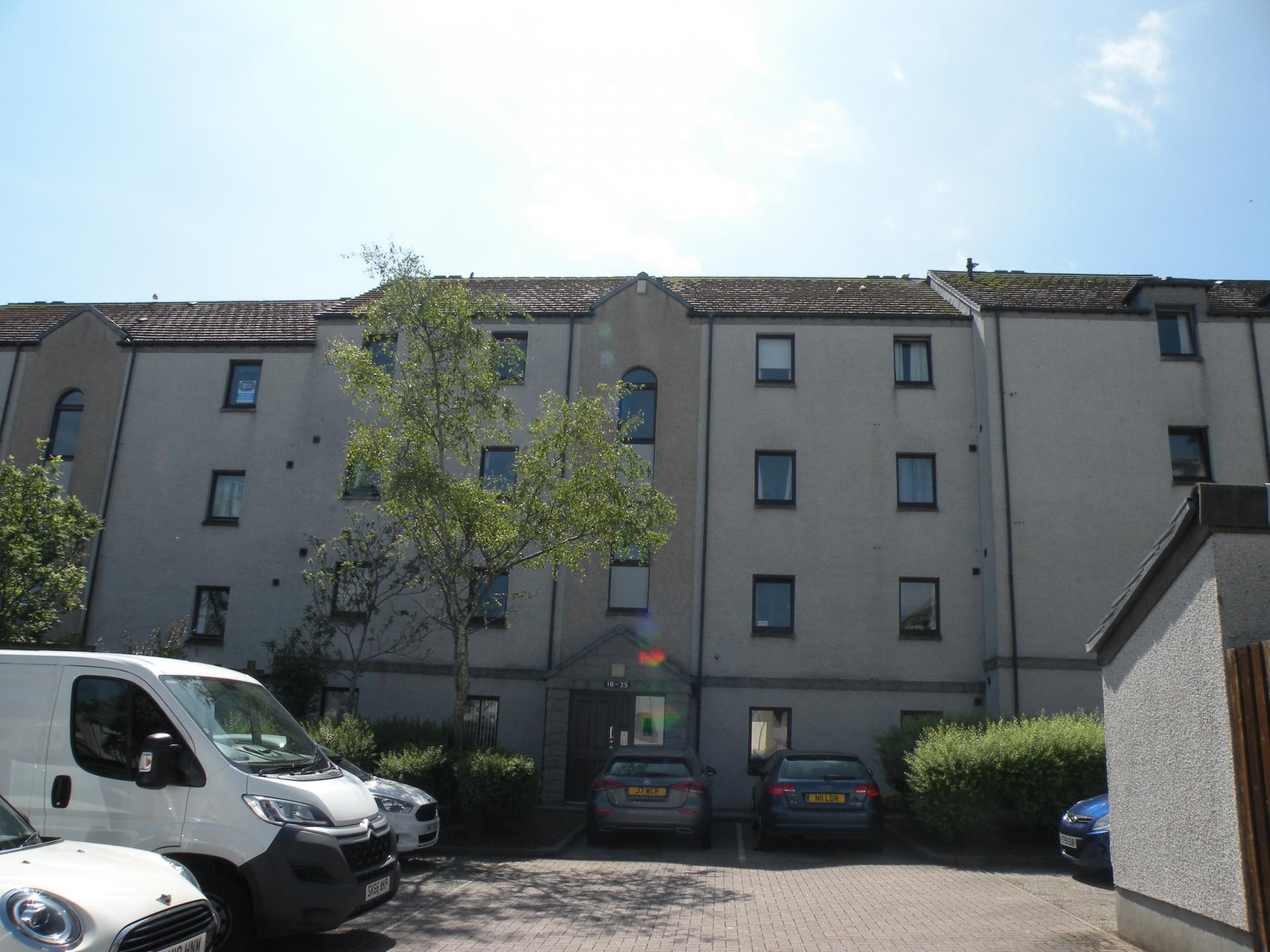 Ardarroch Close