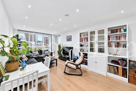 Escapade Place, Wayfare House North, Blackwall, London, E14
