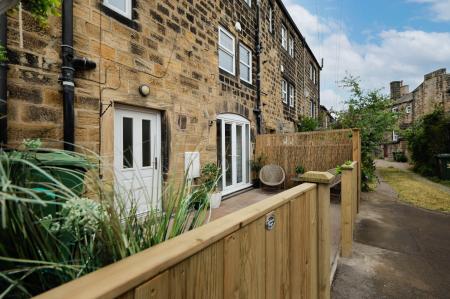 Leeds Road, Rawdon, Leeds, West Yorkshire, LS19