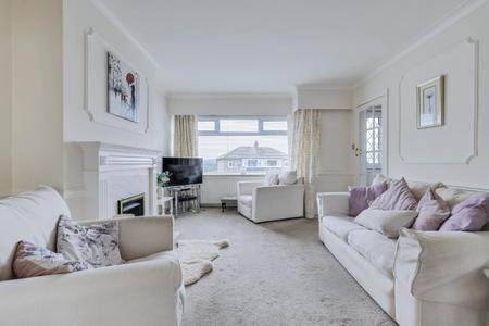 Banksfield Crescent, Yeadon, Leeds, West Yorkshire, LS19