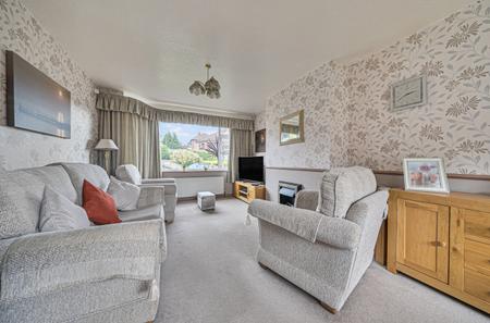 Woodhill Gardens, Cookridge, Leeds, West Yorkshire, LS16