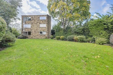 Renton Drive, Guiseley, Leeds, West Yorkshire, LS20