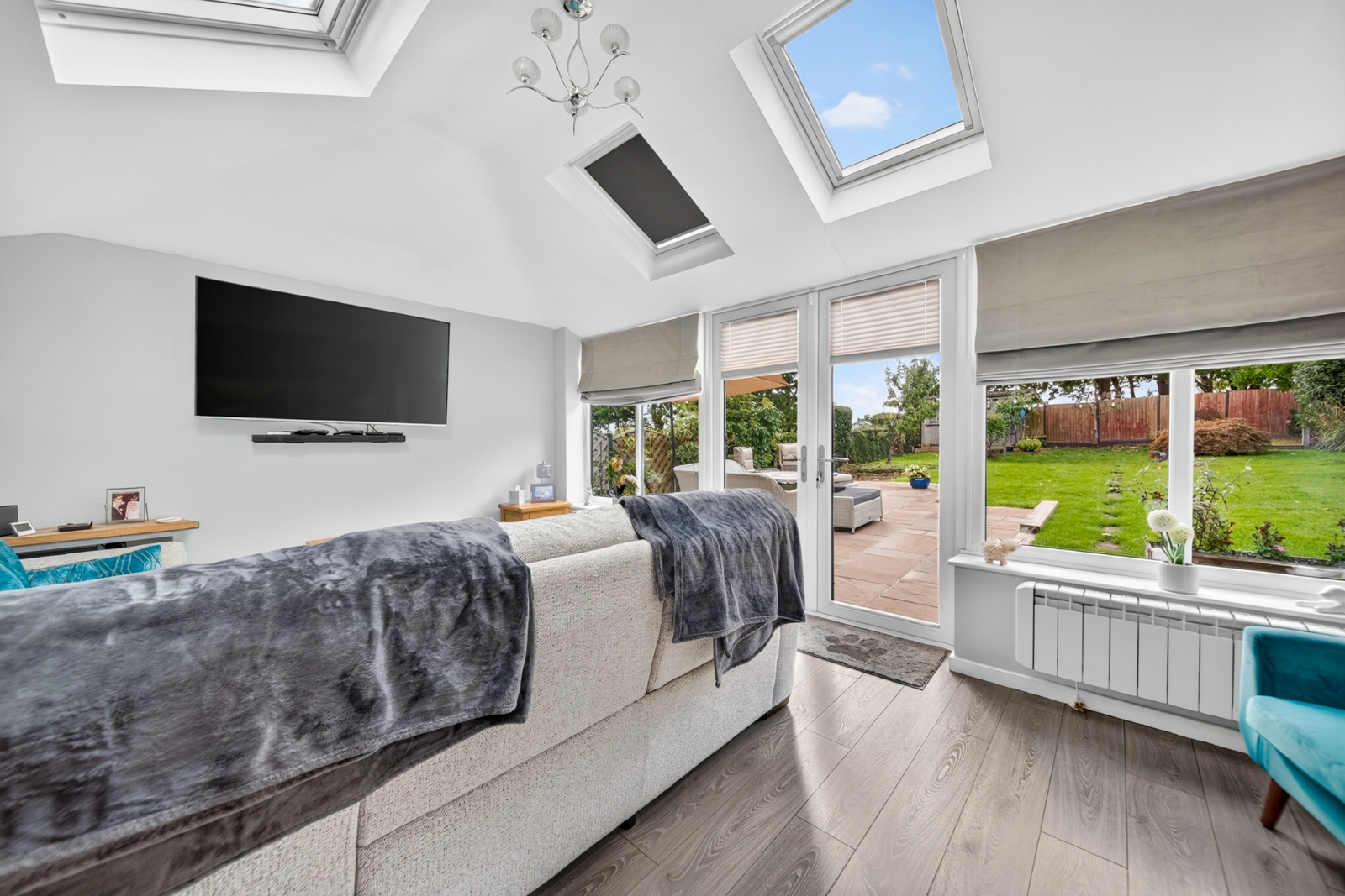 Lee Lane East, Horsforth, Leeds, West Yorkshire, LS18