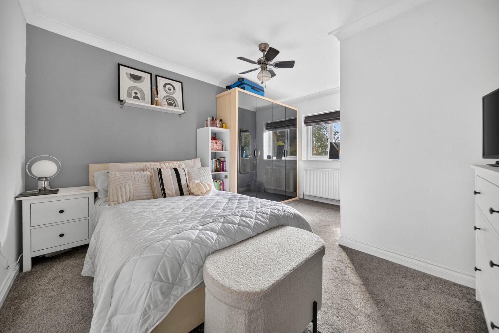 Lee Lane East, Horsforth, Leeds, West Yorkshire, LS18