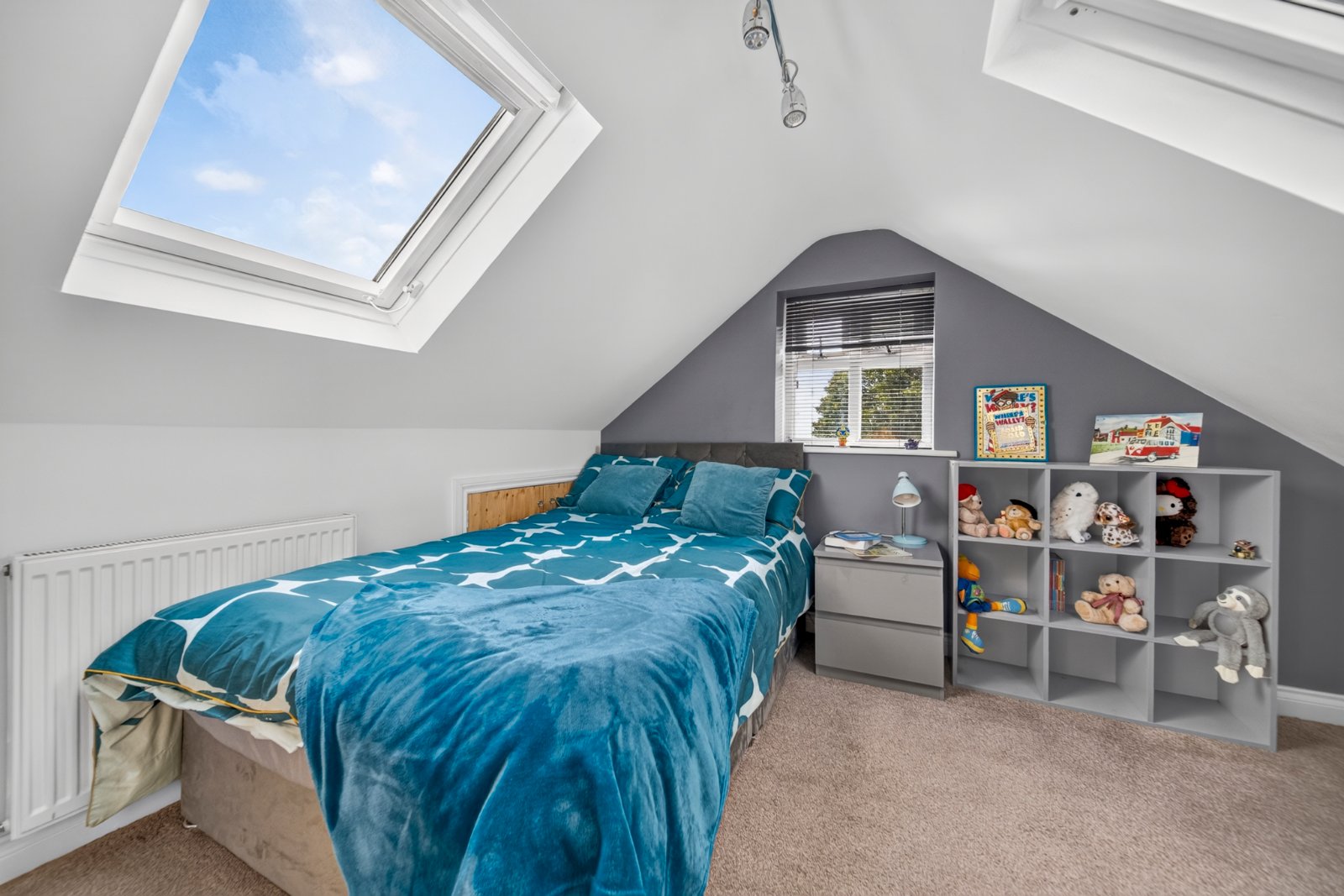 Lee Lane East, Horsforth, Leeds, West Yorkshire, LS18