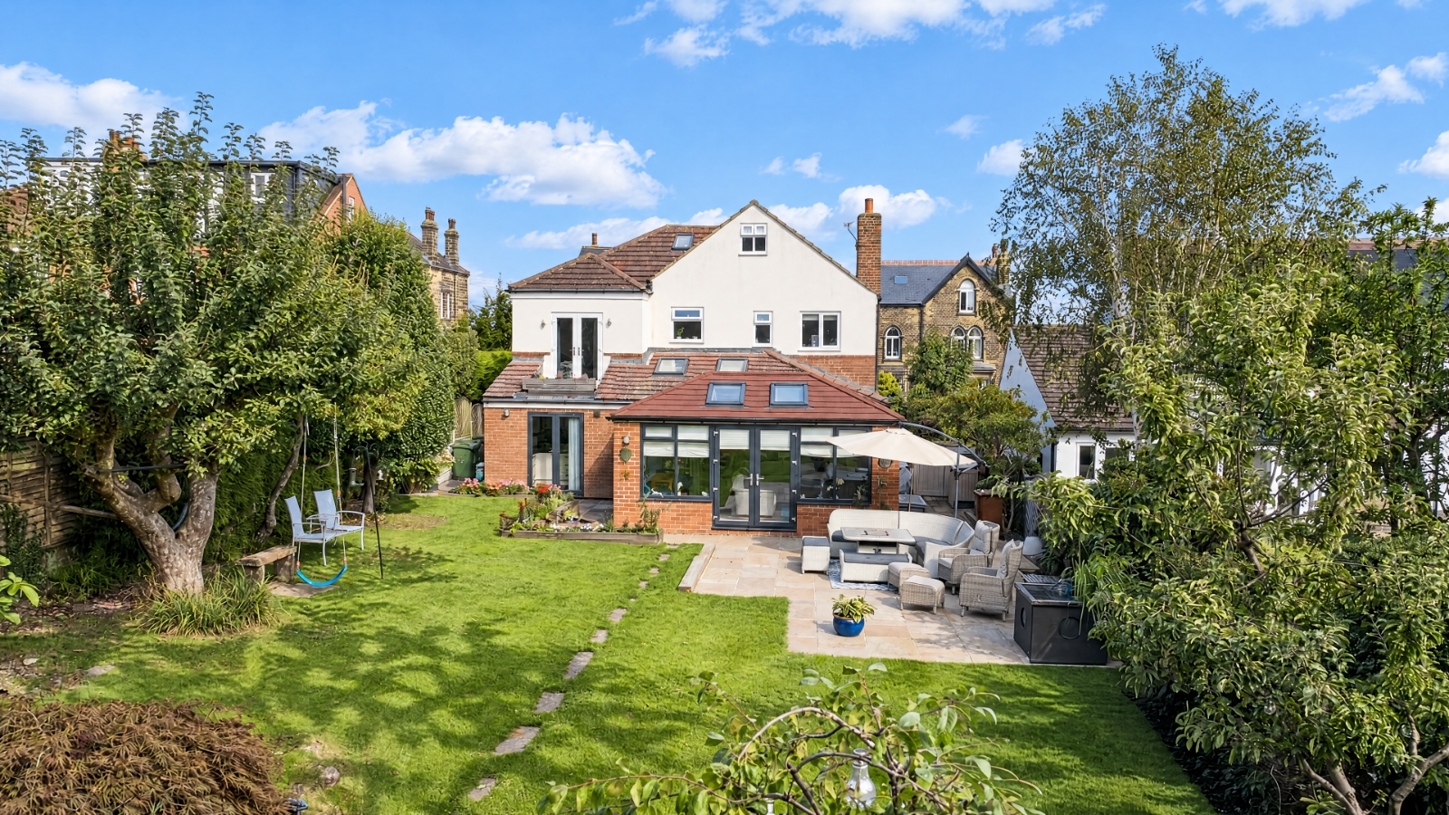 Lee Lane East, Horsforth, Leeds, West Yorkshire, LS18