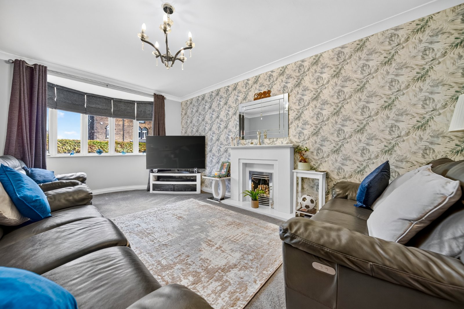 Lee Lane East, Horsforth, Leeds, West Yorkshire, LS18