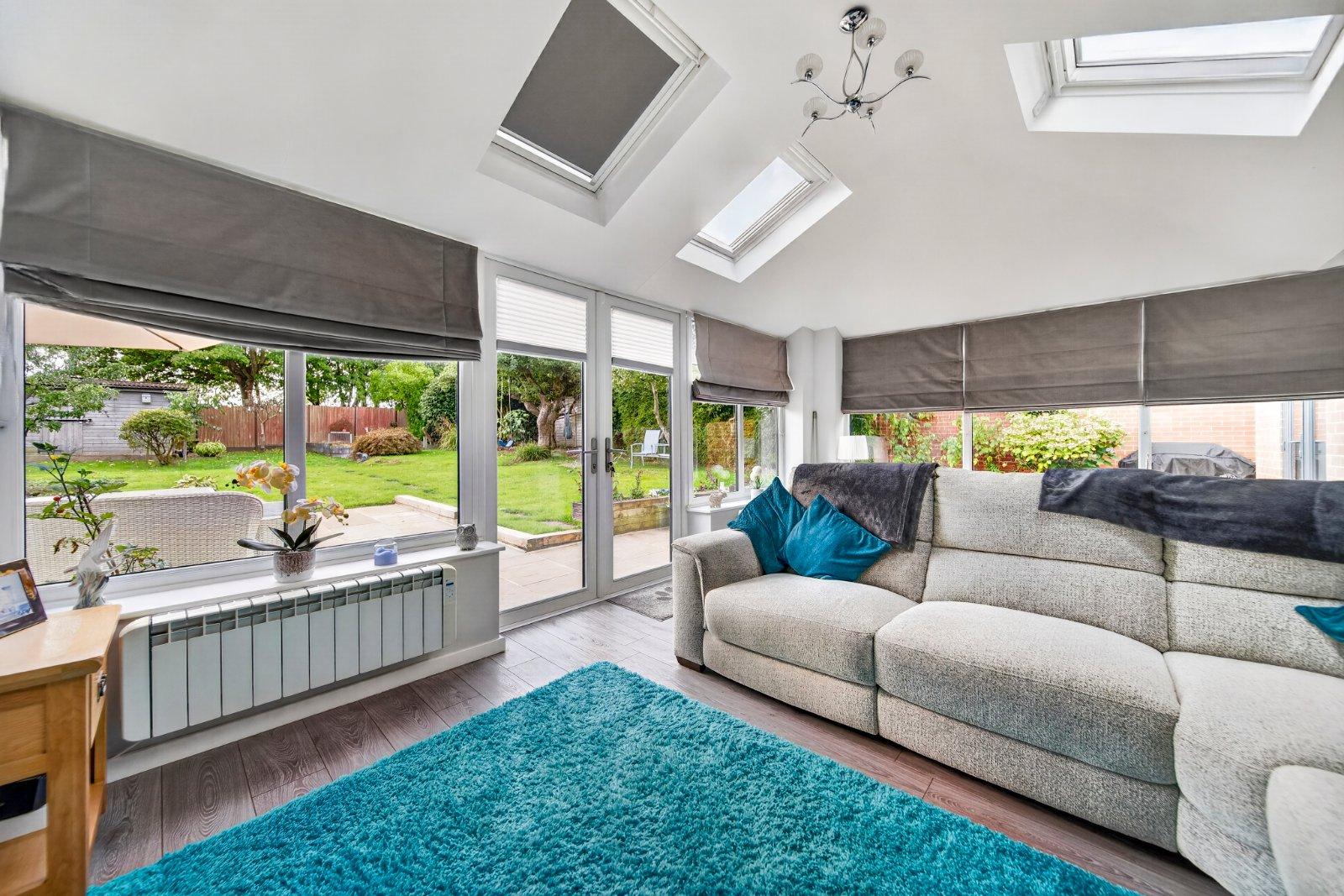 Lee Lane East, Horsforth, Leeds, West Yorkshire, LS18