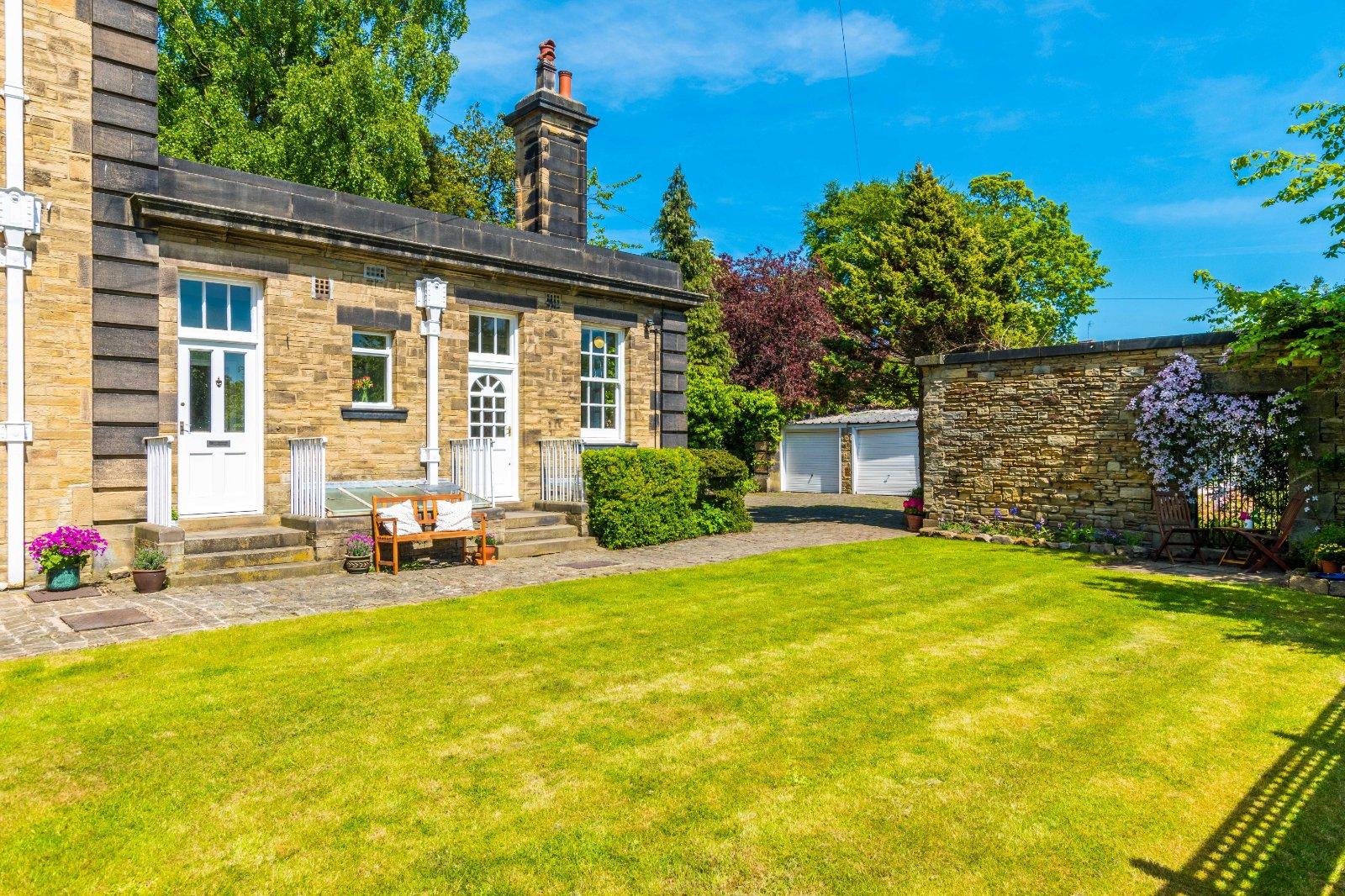 St. Helens Lane, Leeds, West Yorkshire, LS16