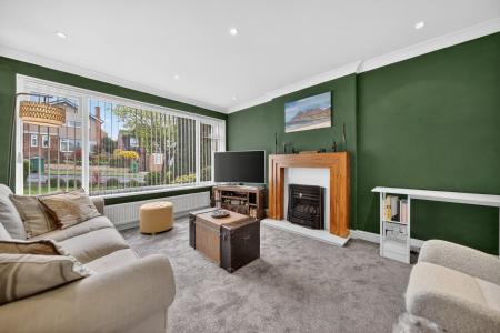 Hall Park Avenue, Horsforth, Leeds, West Yorkshire, LS18