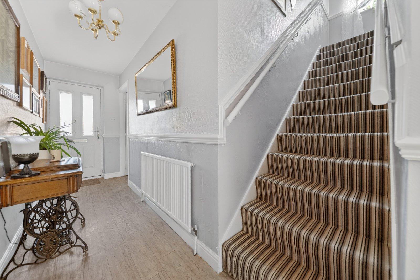 Hollin Park Court, Calverley, Pudsey, West Yorkshire, LS28