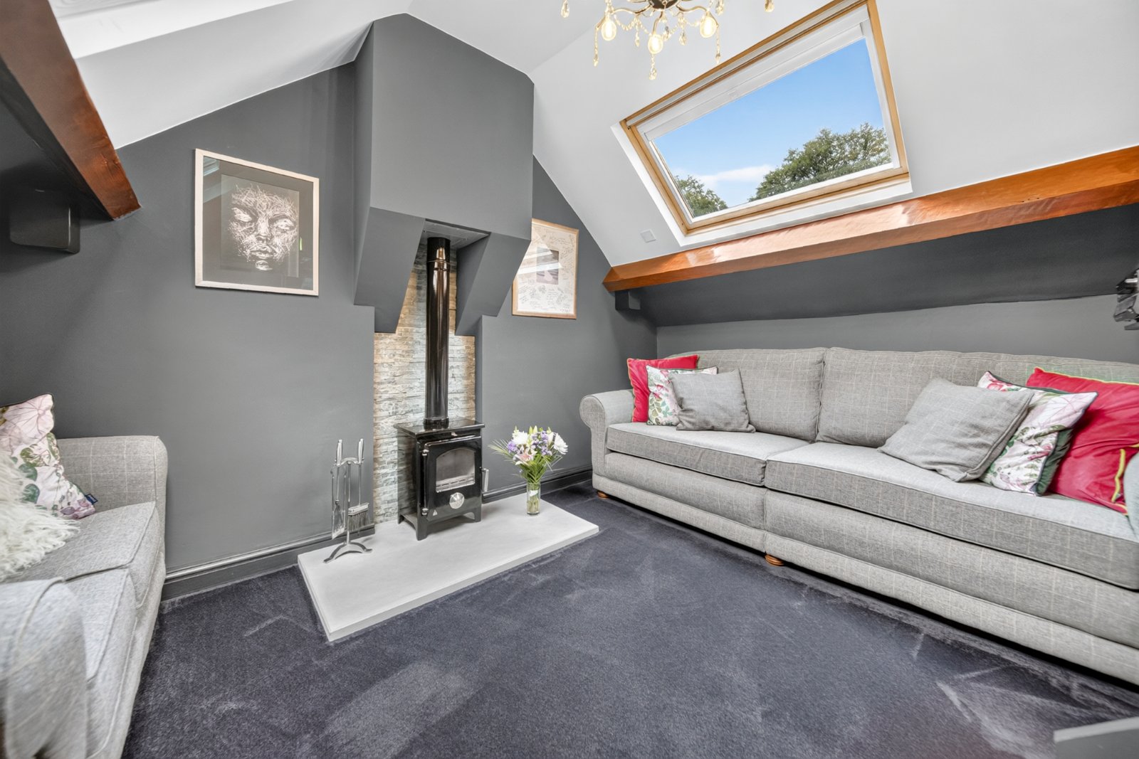 Woodleigh Hall View, Woodlands Drive, Rawdon, Leeds, LS19
