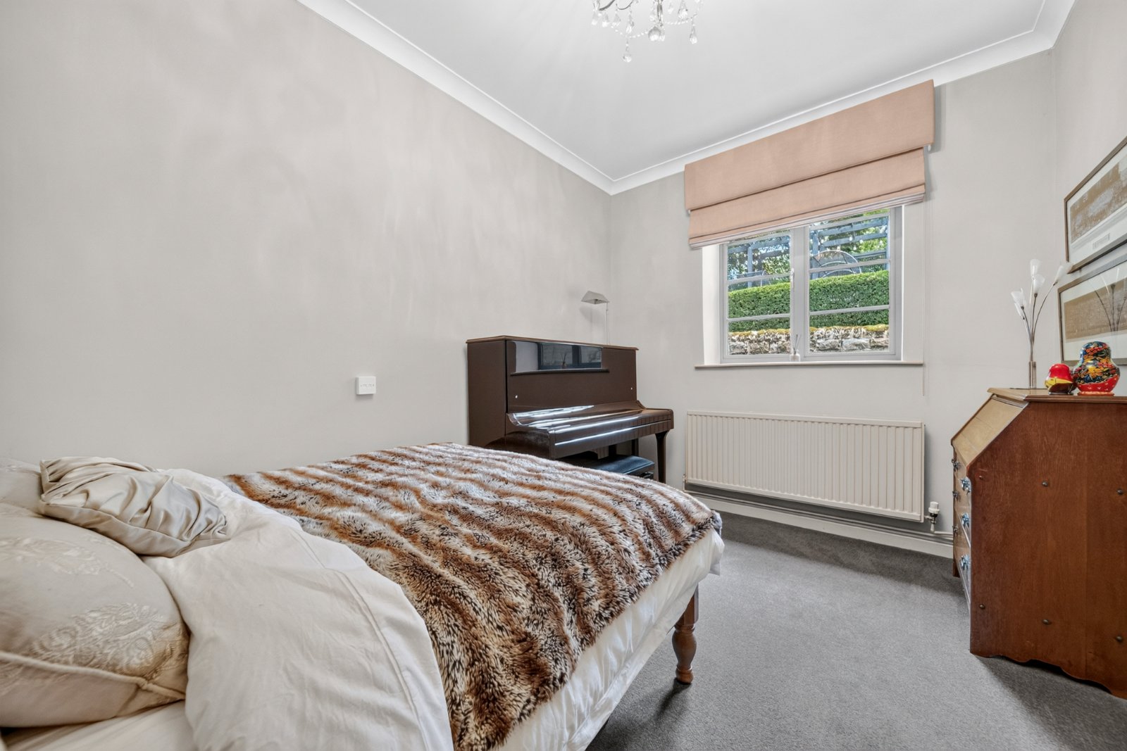 Woodleigh Hall View, Woodlands Drive, Rawdon, Leeds, LS19