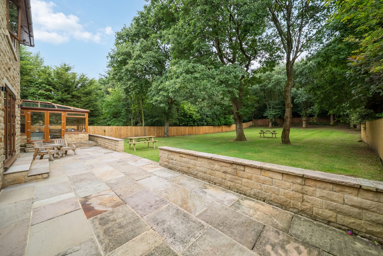 Clara Drive, Calverley, Pudsey, West Yorkshire, LS28