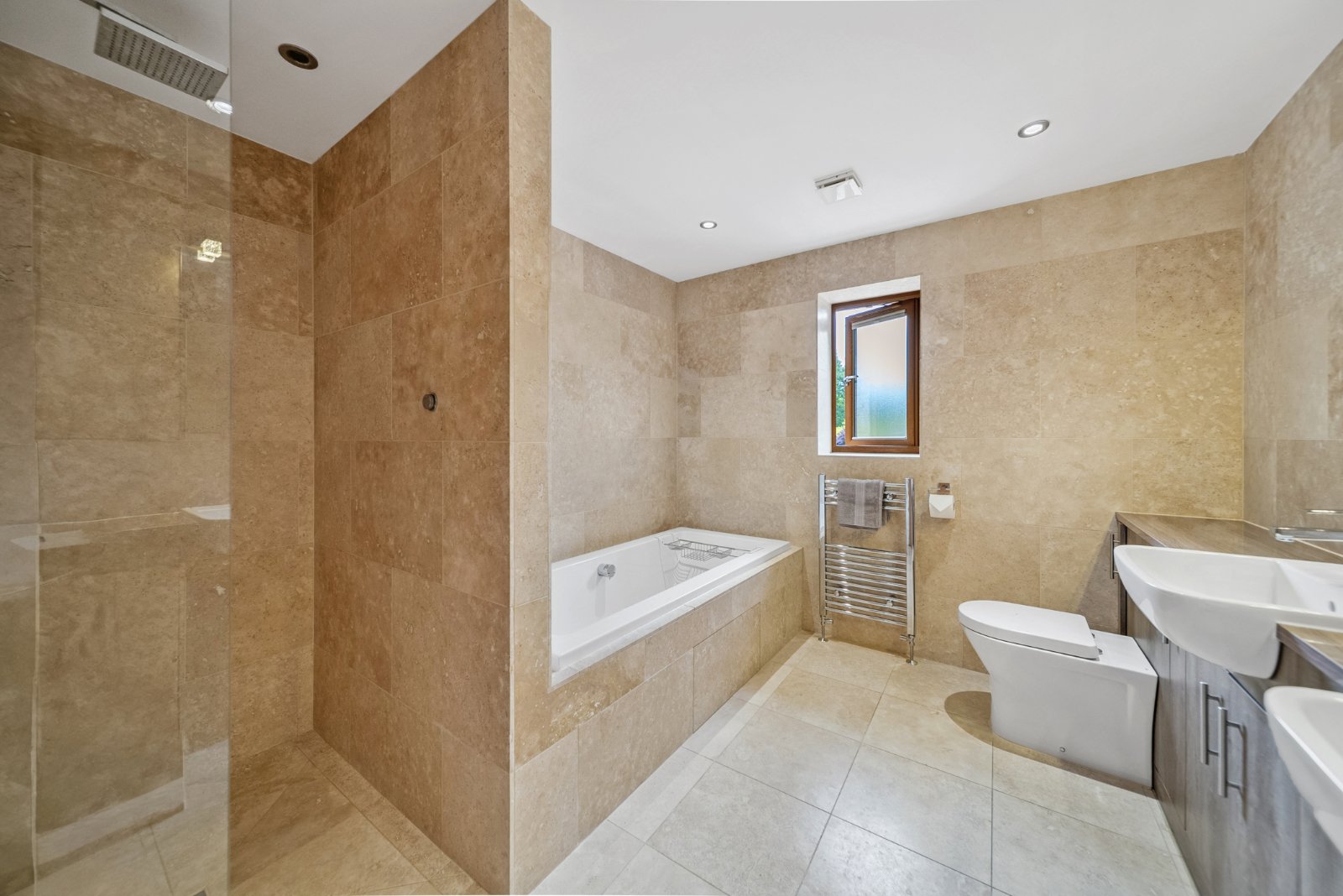 Clara Drive, Calverley, Pudsey, West Yorkshire, LS28