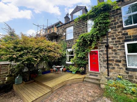 Hopwood Bank, Horsforth, Leeds, West Yorkshire, LS18