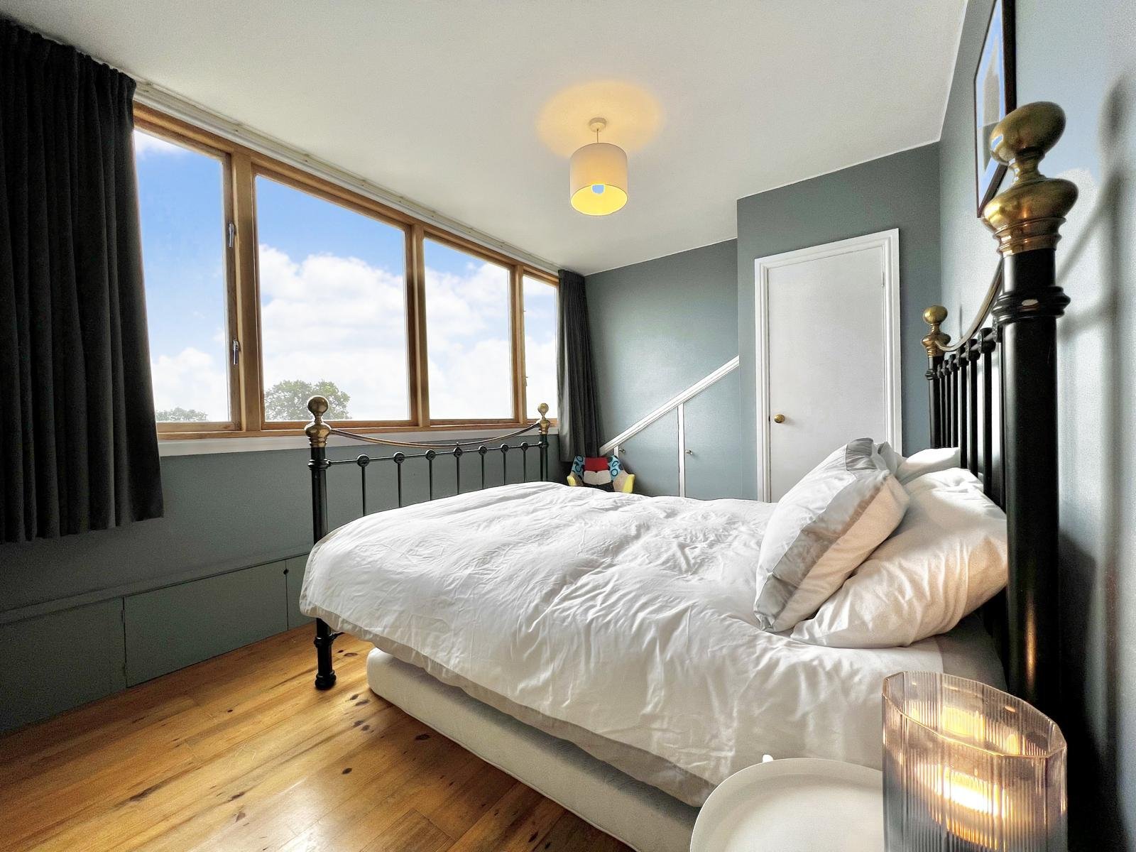 Hopwood Bank, Horsforth, Leeds, West Yorkshire, LS18