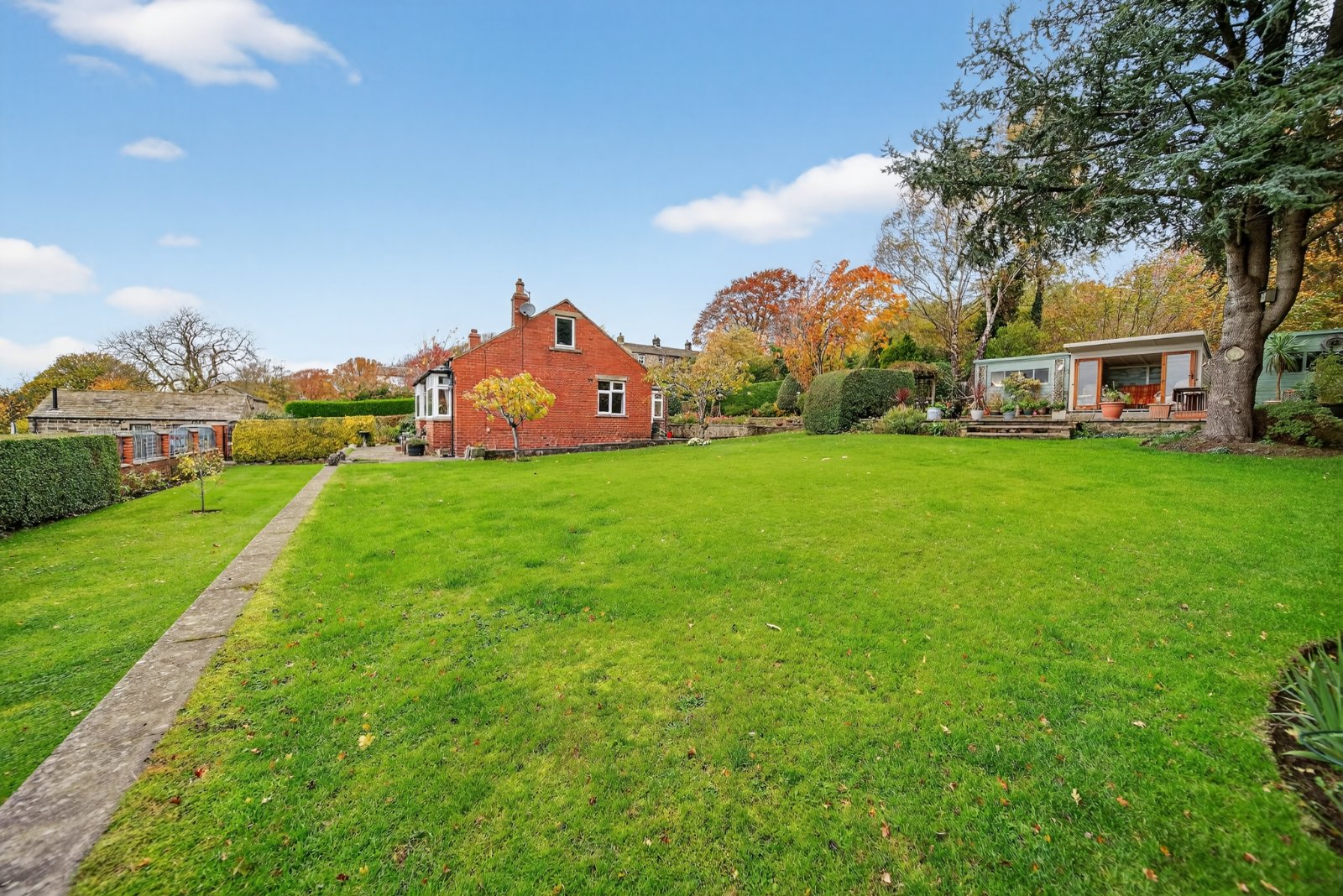 Low Green, Rawdon, Leeds, West Yorkshire, LS19
