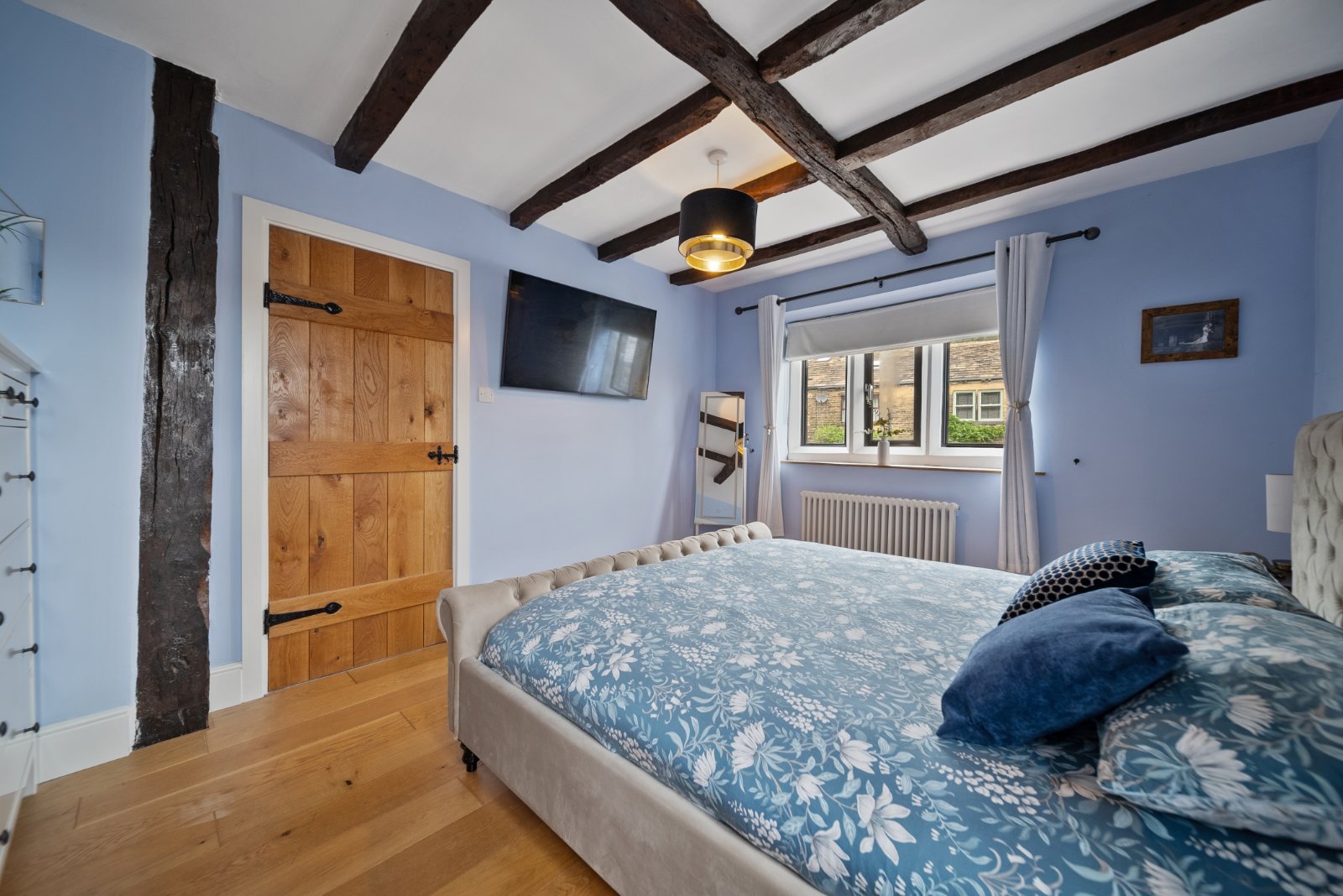 Woodhall Hills, Calverley, Pudsey, West Yorkshire, LS28
