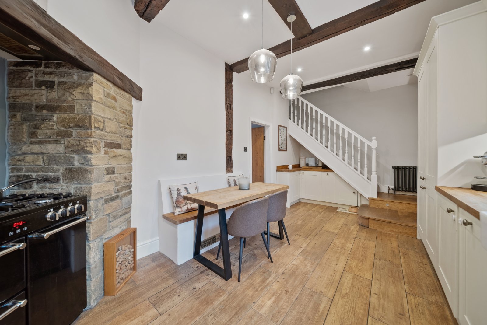 Woodhall Hills, Calverley, Pudsey, West Yorkshire, LS28