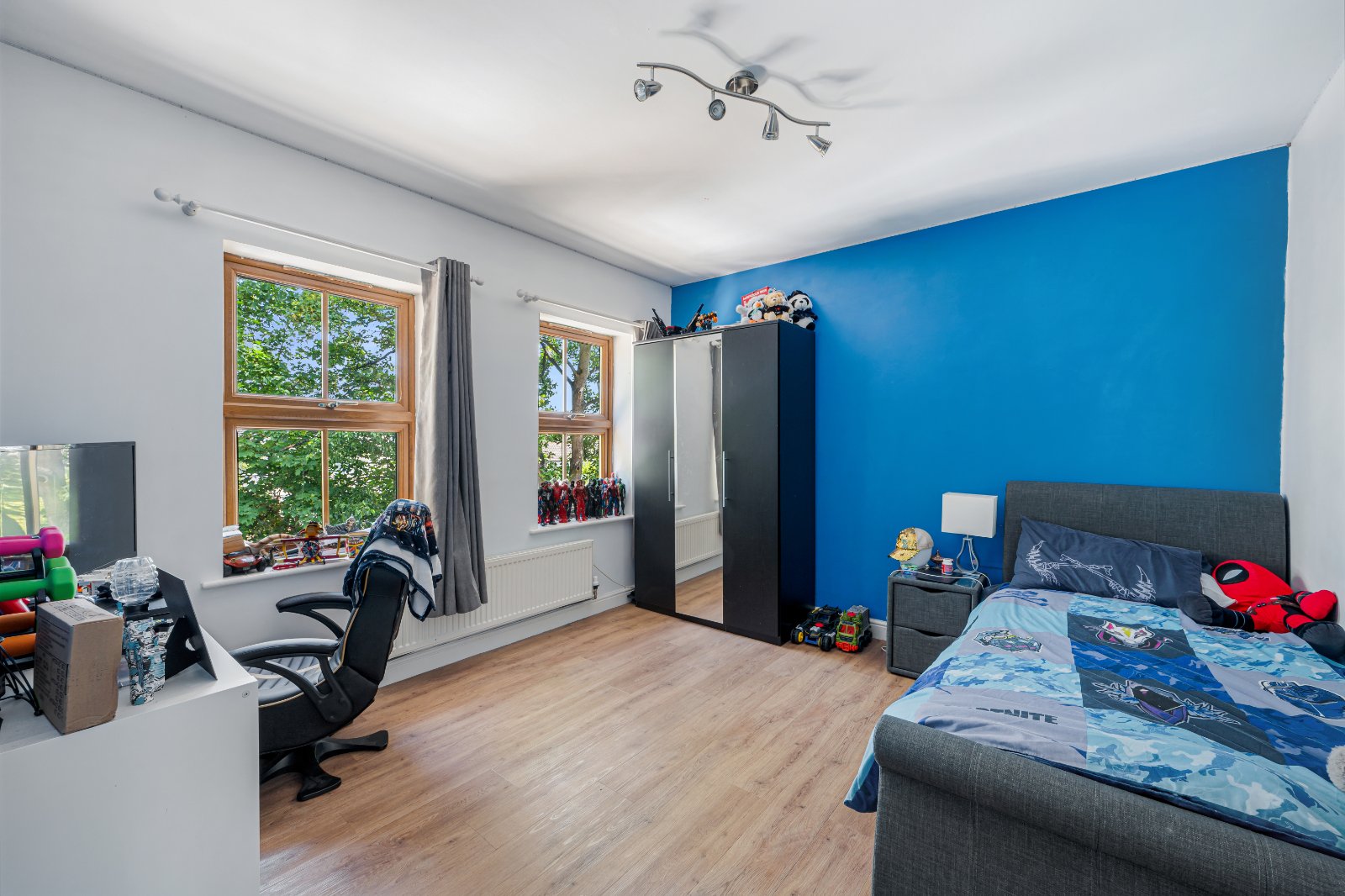 Southroyd Gardens, Pudsey, West Yorkshire, LS28