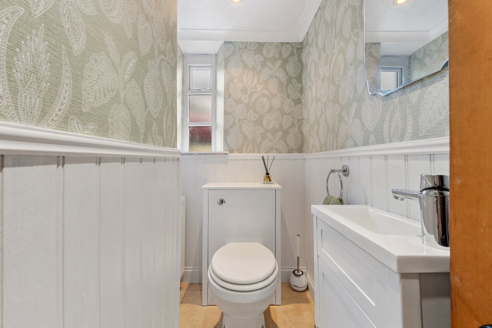 House & Cottage With Land – Bolton Lane, Bradford, West Yorkshire, BD2